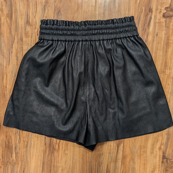 Zara Black Faux Leather High Waisted Drawstring Shorts Women's XS Grunge Goth - Picture 4 of 4
